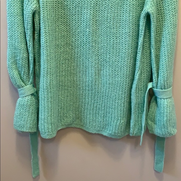 Project Naadam sweater - Picture 4 of 7